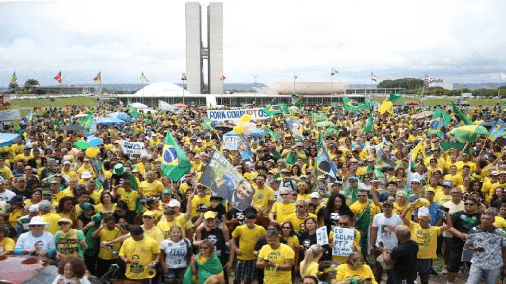 Bolsonaristas marcam manifestação para o dia 1° de maio.