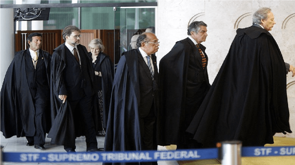 STF decide nesta sexta futuro dos decretos de armas de Bolsonaro