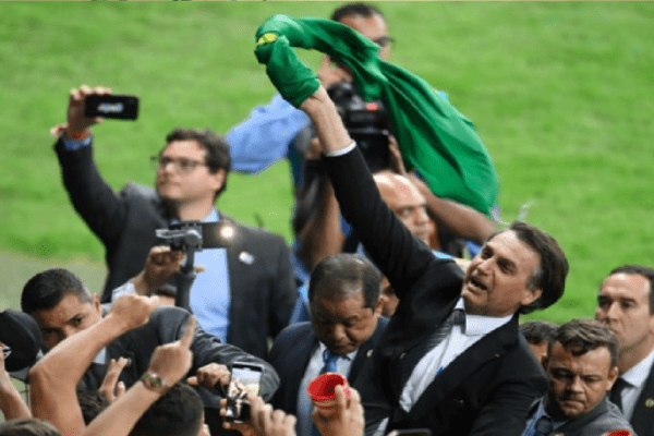 Conmebol agradece Bolsonaro por 'abrir as portas do Brasil'