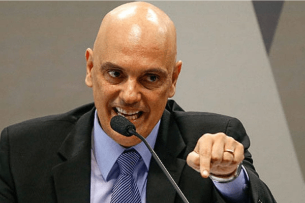 STF desmente fake news e diz que Alexandre de Moraes não ameaçou prender Bolsonaro