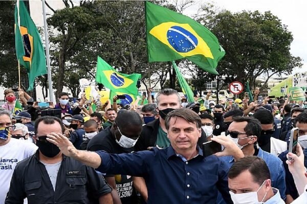 Bolsonaro propõe manifestação em SP como "último recado"
