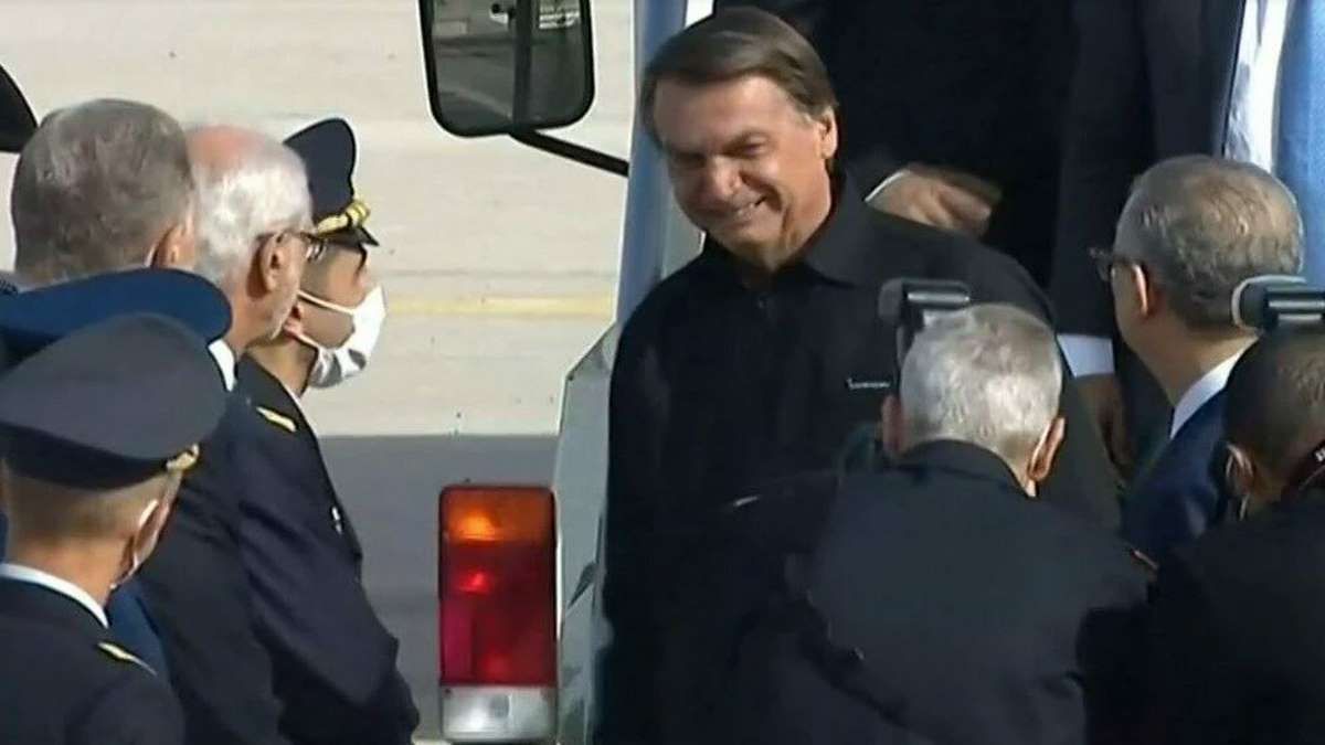 Presidente Bolsonaro vai à Itália para G20 e deve visitar familiares