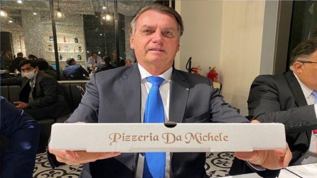 Em Dubai, Presidente Bolsonaro vai à pizzaria com ministros