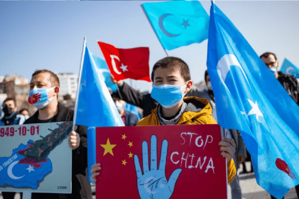 China cometeu genocídio de uigures, conclui tribunal