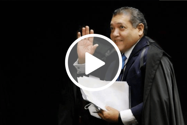 Nunes Marques suspende julgamento sobre demissão de não vacinados