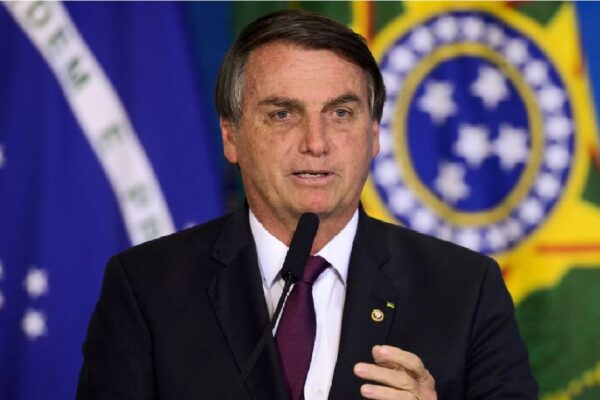 Presidente Bolsonaro sanciona volta da propaganda partidária