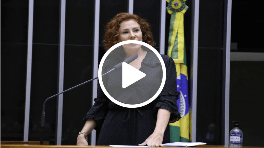 Nos EUA, Carla Zambelli fala em repressão judicial no Brasil
