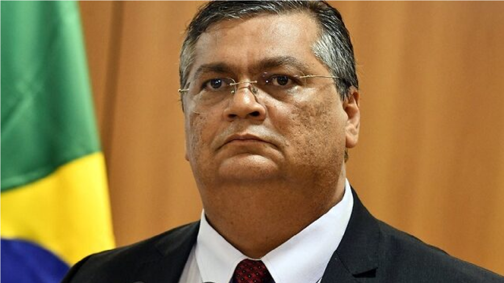 Flávio Dino é convocado a depor na Câmara sobre suposta interferência na PF